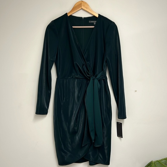 Julia Jordan green evening dress - Picture 1 of 8